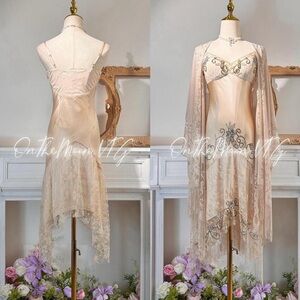 Elegant Cream Lace Dress